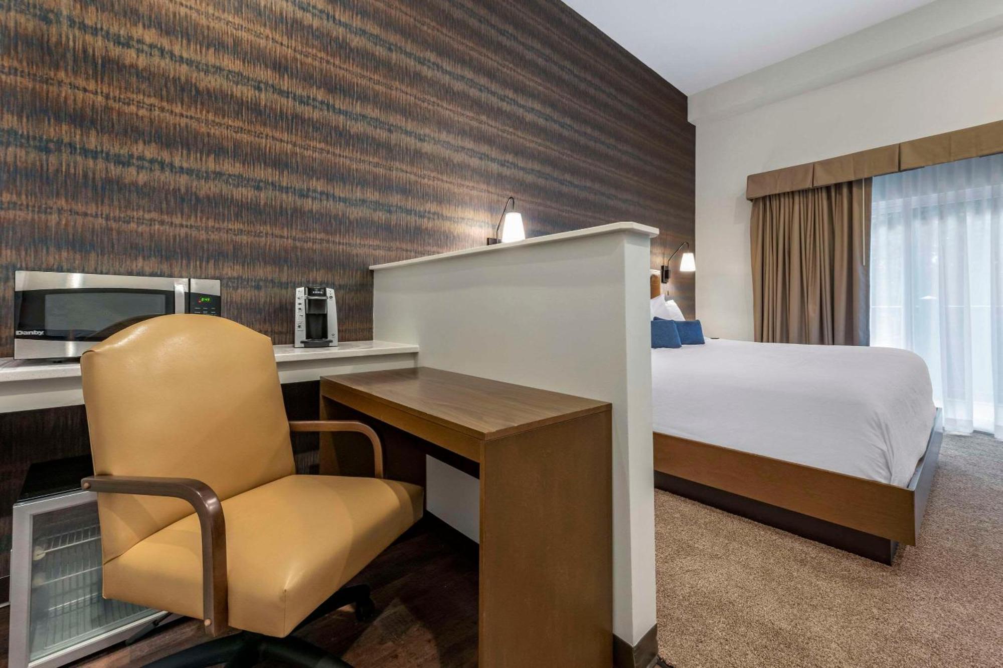 The Cranberry, Ascend Hotel Collection Morgantown Exteriér fotografie